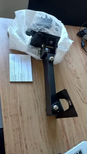Suporte articulado para TV
