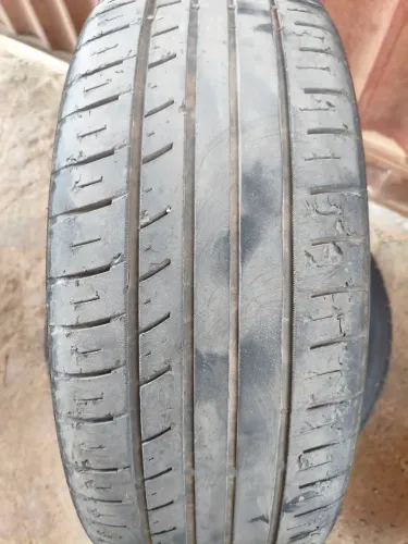 Pneu 205/55R 17 