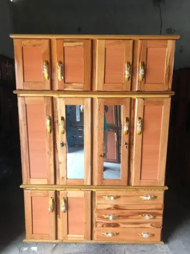 Guarda roupa de casal 4 portas 90% entrega grátis.