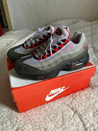Tênis air Max 95 solar red