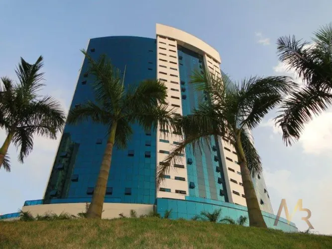 Disponível para uso IMEDIATO! Sala comercial com 25m², 1 vaga de garagem, sala com wc priv