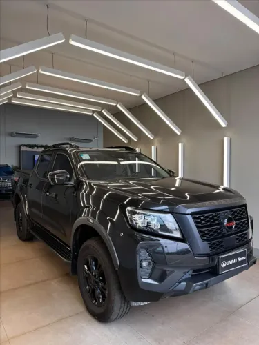 Nissan Frontier Pro4x CD 4X4 2.3 Bi-TB Die. AUT 2023