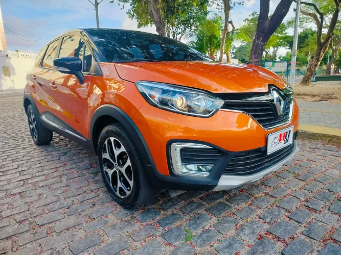 Captur Intense 1.6 Aut. 2018 - IMPECÁVEL