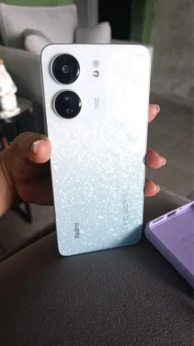 Celular Xiaomi Redmi 13C  novo apenas 6 meses de uso caixa e todos os acessórios 