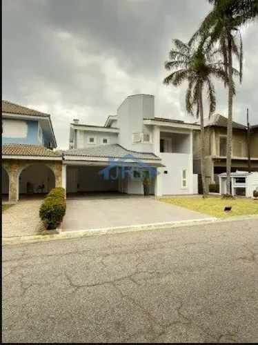Casa à venda em Santana de Parnaíba, Alphaville, com 3 suítes, com 360 m², Residencial Qua