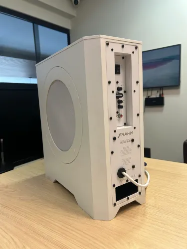 subwoofer ativo Frahm Residence