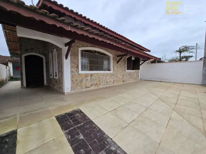 Casa com 2 quartos à venda- Flórida - Peruíbe/SP