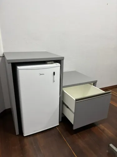Móvel para frigobar com gavetão