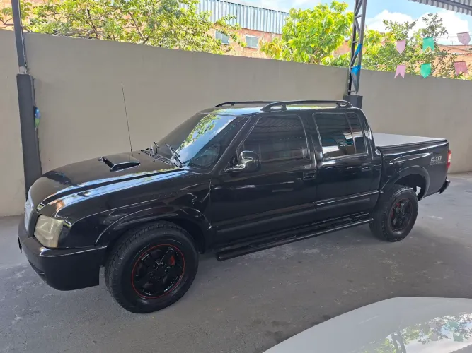Chevrolet S10 P-up Tornado 2.8 TDI 4x2/4x4 CD Dies 2008