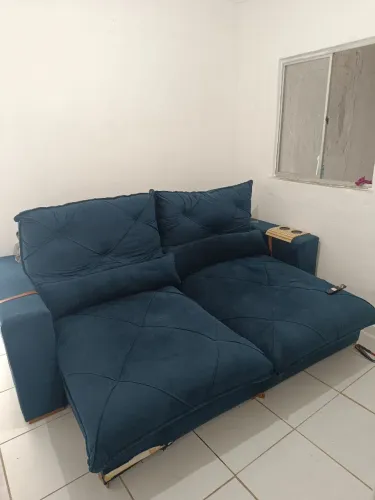 Sofá azul marinho 2.50 largura 