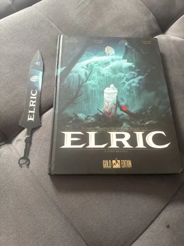 Elric O Lobo Branco Mythos