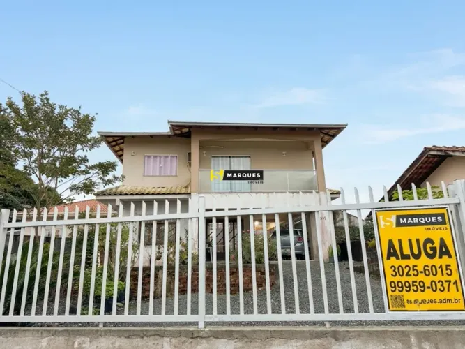 Sobrado com 3 Quartos para alugar, 74m² - Morro do Meio