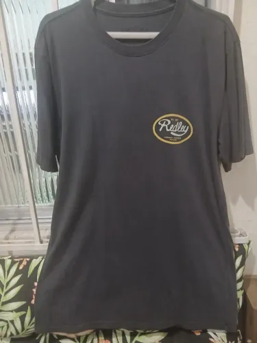T-shirt redley estonada preta.