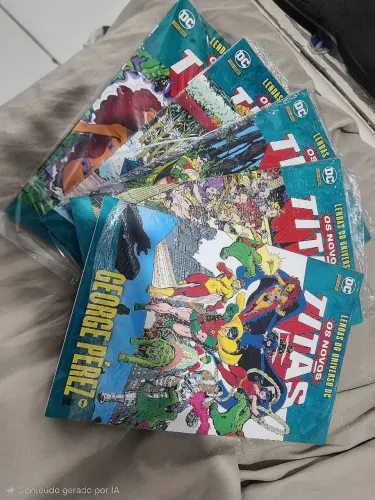 Coleção completa 23 volumes Novos Titãs de George Perez e Marv Wolfman.