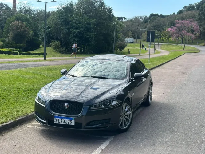 Jaguar XF 2.0 Gtdi Sport Luxury 240cv Aut. 2015