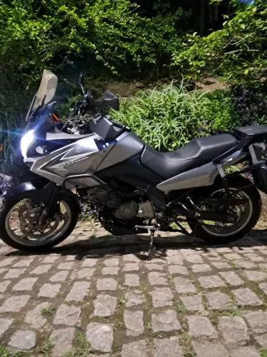 Vstrom 650 2011 - Tanque de Guerra