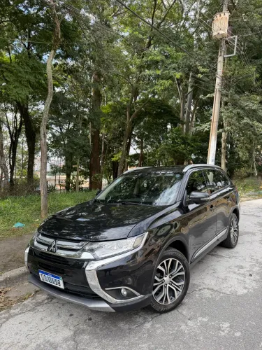 Mitsubishi Outlander 2.0 16V 160cv Aut. 2017