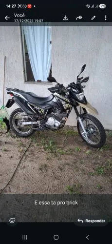 Moto alta confortável pra viagem ou tele entrega!