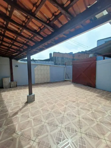Casa lado praia - Bairro Campos Eliseos, 2 quartos, sala, cozinha, garagem