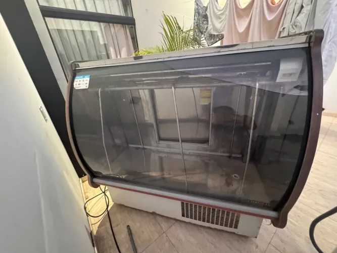 Balcão para frigorífico