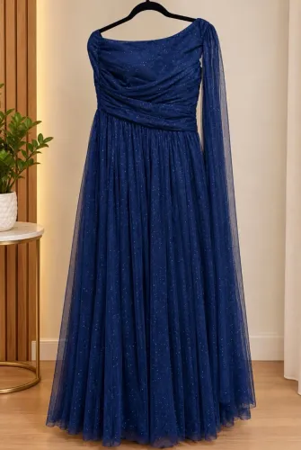 VESTIDO LONGO AZUL-MARINHO COM BRILHO ? | TAMANHO G/GG