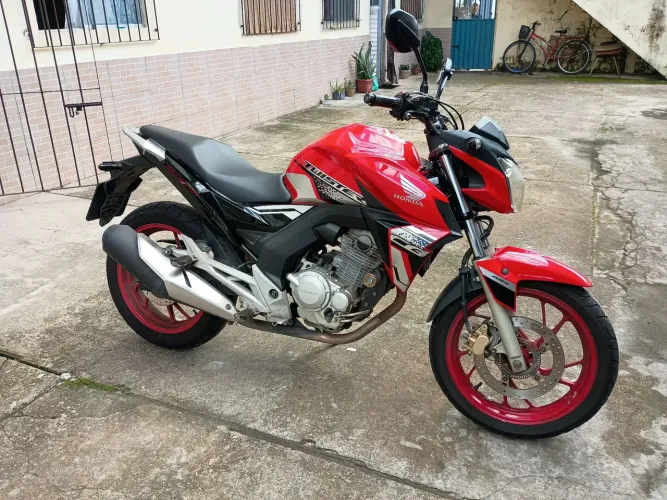 Honda CB Twister 250 ABS 2021 | 61.000 km | Conservada | Manual + Chave Reserva