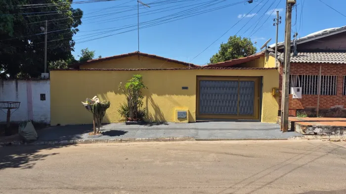 Casa principal 3 quarto 1suite e casa no fundo. Região Noroeste bairro são domingos