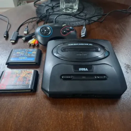 Mega drive 3 com controle original HDMI e NTSC + cartuchos com 122 jogos. Excelente estado