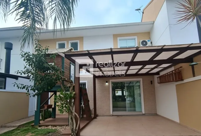 Casa 3 quartos no bairro Campeche em Florianópolis