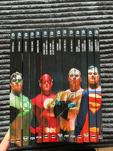 Coleção DC Eaglemoss Vol 1 a 12, 14 e 15