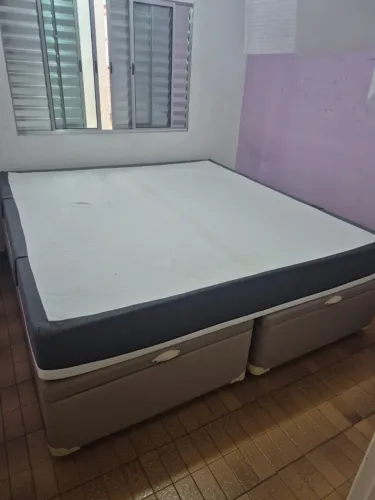 Kit Cama Emma + Colchão Emma KING Size usado