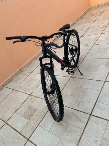 Bicicleta KSW Aro 29 - Semi-Nova.