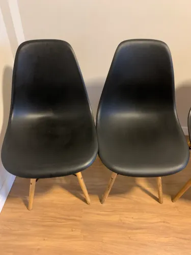 Par de cadeiras Eames Effel preto 