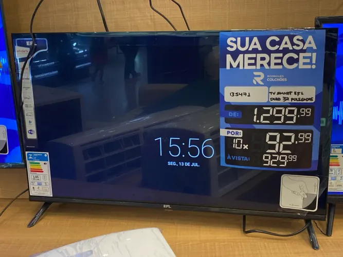 Smart TV EFL 32 Polegadas HD Android Wi-Fi Integrado