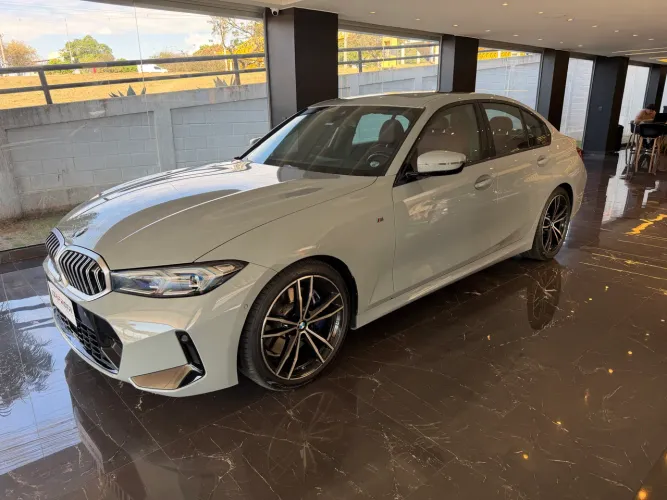 BMW 320I A Modern/sport TB 2.0/a.flex 16V 4P 2024