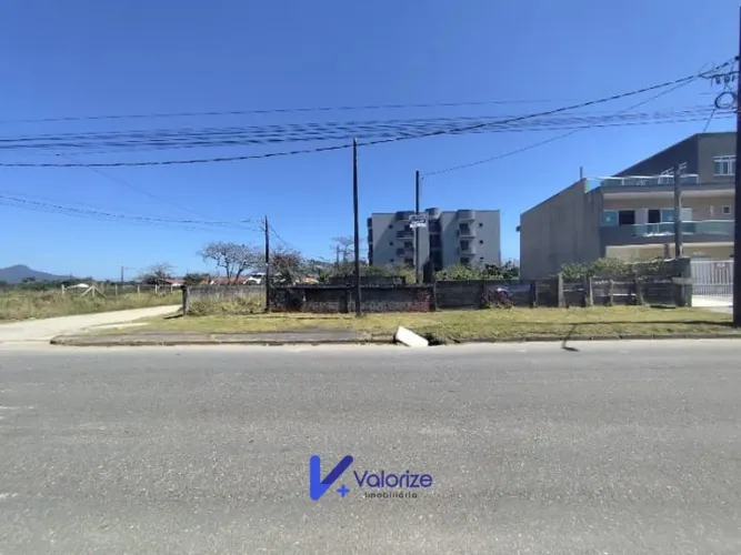Terreno frente ao mar em Matinhos