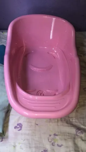 Banheira Rosa de neném