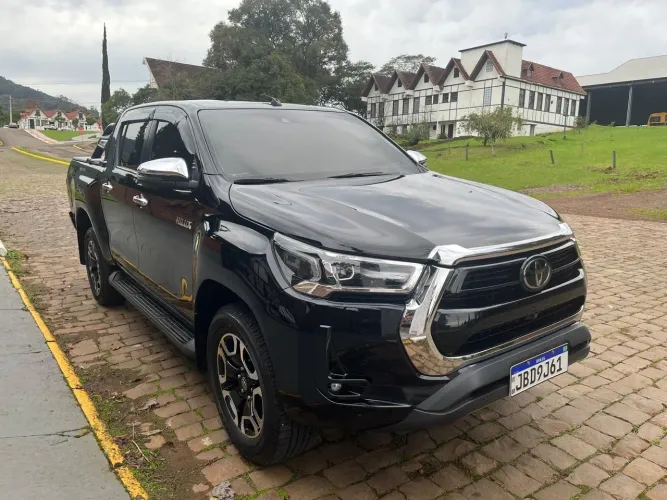 Toyota Hilux CD SRX 4X4 2.8 TDI 16V Diesel Aut. 2022