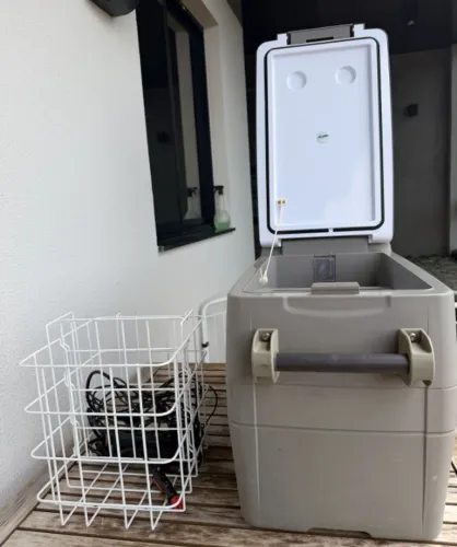 Geladeira Portátil Elber 29L Automotiva 12V/24V Off Road Cabine