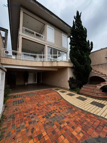 Casa com 4 dormitórios para alugar de 365 m² na Vila Petrópolis em Atibaia/SP - CA6319