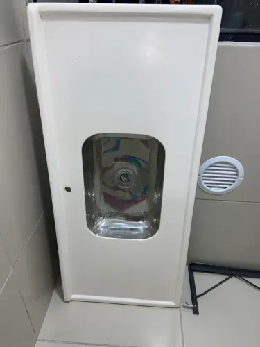 Vende-se pia seminova com cuba inox 0,54 x 1,20
