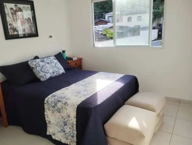 Apartamento para Venda em Florianópolis, Canasvieiras, 2 dormitórios, 1 banheiro, 1 vaga