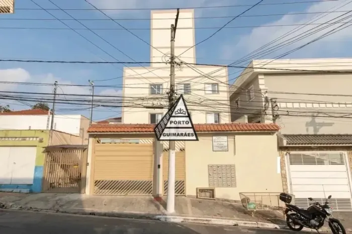Imóvel para aluguel possui 35 metros quadrados com 2 quartos em Vila Esperança - São Paulo