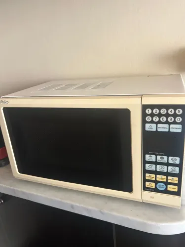 microondas philco 18L