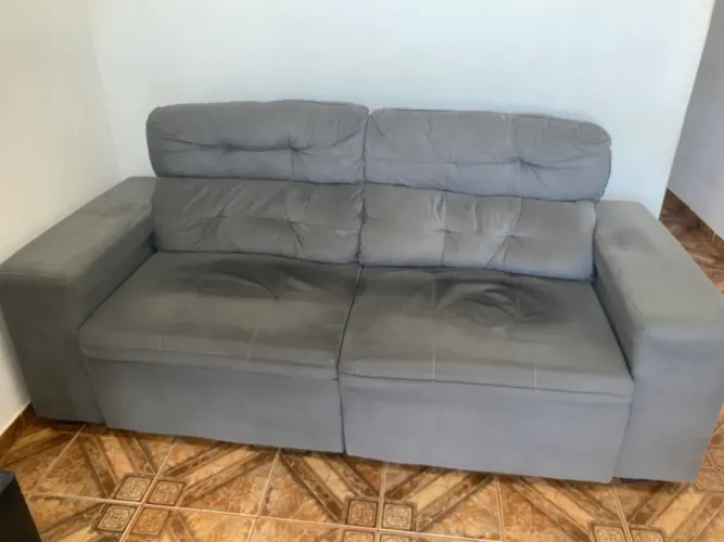 VENDO SOFÁ SEMI-NOVO