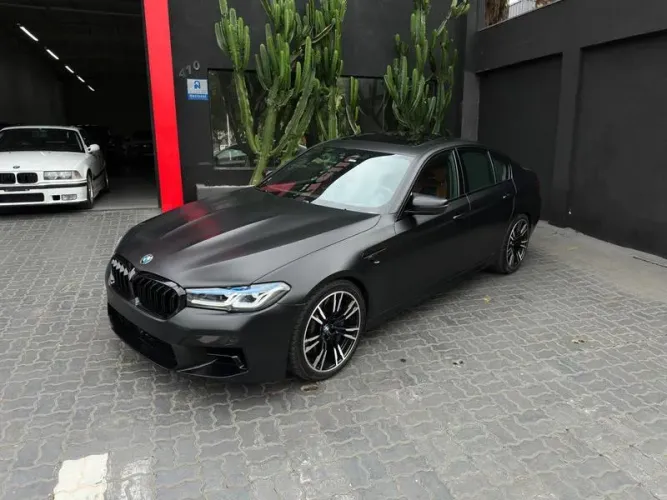 BMW M5 4.4 560cv Bi-turbo Aut. 2020
