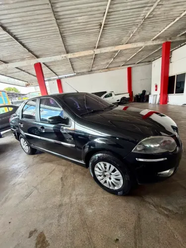 Fiat Siena Attractive 1.0 Fire Flex 8V 4P 2011