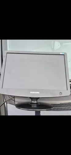 Monitor 17"