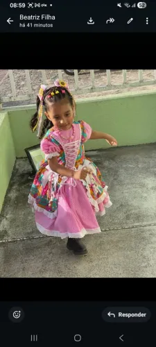 Vestido quadrilhas usados apenas 1 vez hello kit veste 4 a 5 anos o outro de 3 a 4 anos