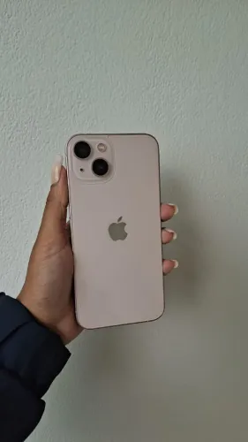 Celular Iphone 13 rosa 128gb com defeito na bateria - única dona